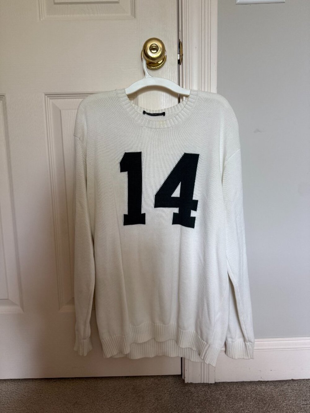 Brandy Melville 14 Sweater